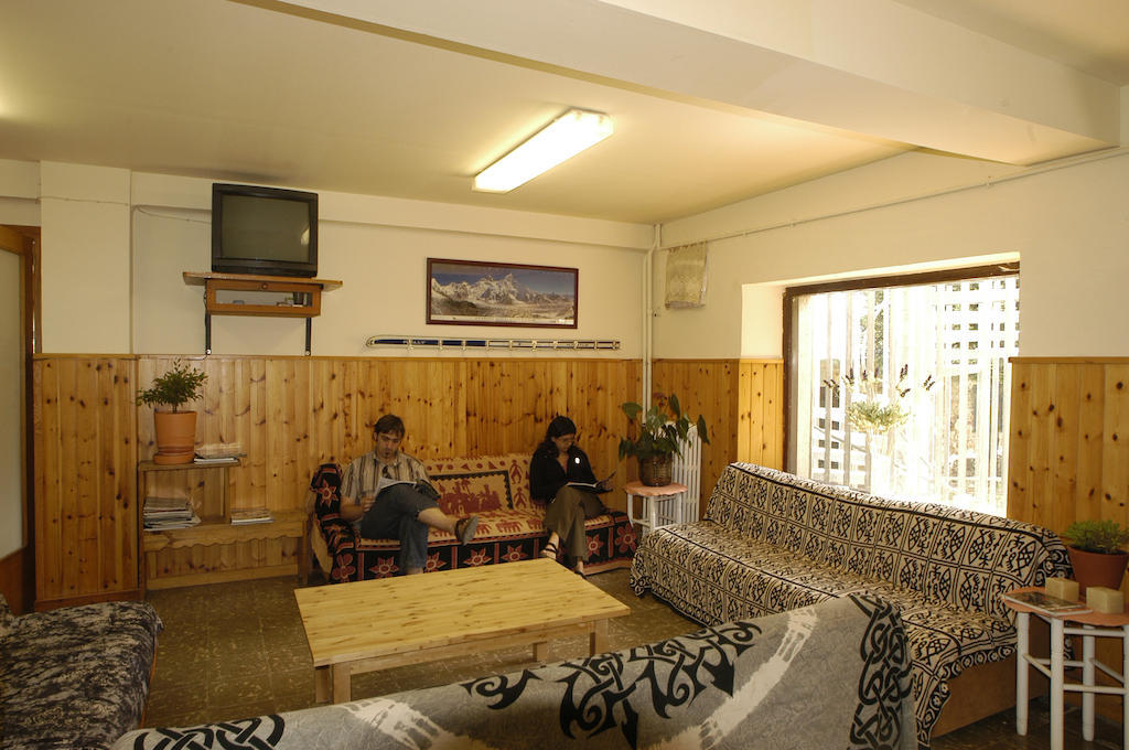 Xalet-Refugi U.E.C. Hostel ลา มอลินา ภายนอก รูปภาพ
